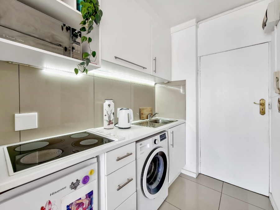 To Let 0 Bedroom Property for Rent in Gardens Western Cape